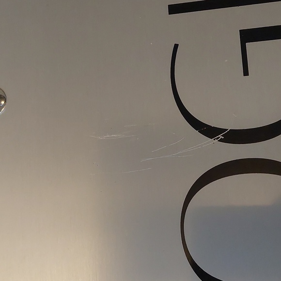 Metal case from Logics Color DNA System - Picture 7 of 7